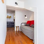 Apartment Alfama 2bdr Duplex W/ Balcony By Lovelystay Lissabon
