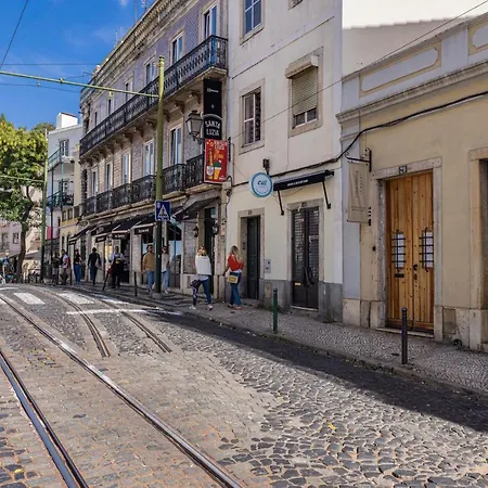 Alfama 2bdr Duplex W/ Balcony By Lovelystay Apartamento Lisboa